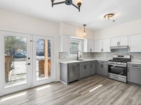 218 Humboldt Ave 218, Boston MA 02121