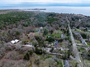 23 Prospect Rd, Mattapoisett MA 02739