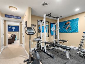 123 Carrington Ln 123, Uxbridge MA 01569
