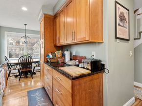 123 Carrington Ln 123, Uxbridge MA 01569