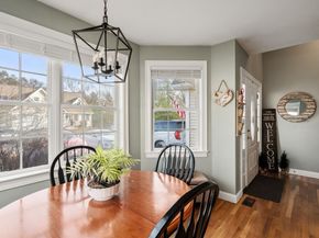 123 Carrington Ln 123, Uxbridge MA 01569