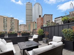 102 Saint Botolph St, Boston MA 02115