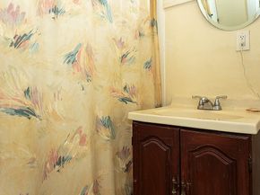 72 College Ave, Medford MA 02155