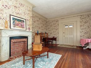 72 College Ave, Medford MA 02155