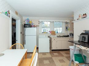 72 College Ave, Medford MA 02155