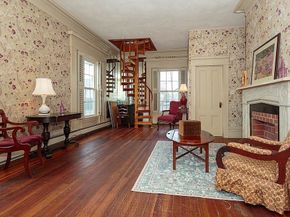 72 College Ave, Medford MA 02155