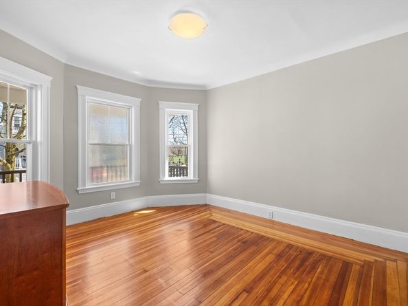 18 Paulina St 1, Somerville MA 02144