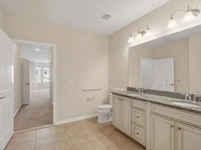 1 Francis Drive 309, Andover MA 01810