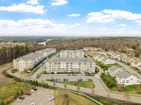 1 Francis Drive 309, Andover MA 01810