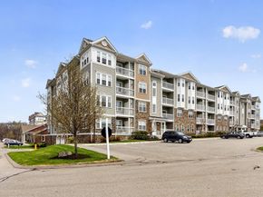1 Francis Drive 309, Andover MA 01810