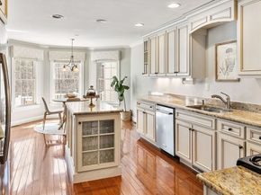 10 Trevor Ln 10, Hopkinton MA 01748