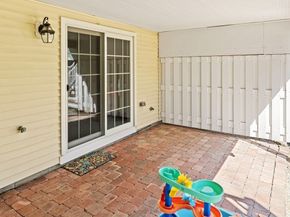 10 Trevor Ln 10, Hopkinton MA 01748