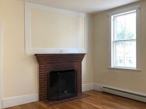 126 Pleasant St, Marblehead MA 01945