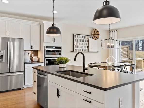 21 Emerald Run 0013, Shrewsbury MA 01545