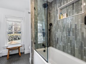17 Vale Rd, Wakefield MA 01880