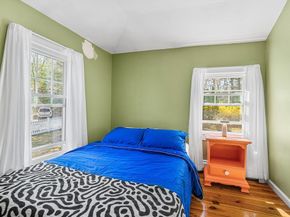 17 Vale Rd, Wakefield MA 01880