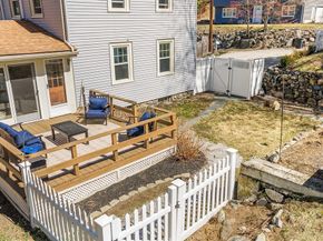 17 Vale Rd, Wakefield MA 01880