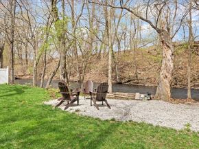 18 Meena Dr, Worcester MA 01603