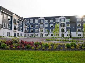 485 Blue Hills Parkway 21, Milton MA 02186