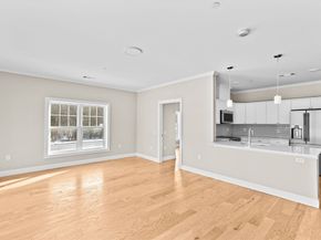 485 Blue Hills Parkway 21, Milton MA 02186
