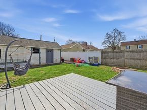 9 Hamilton Street, Clinton MA 01510