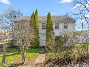90 Water St, Danvers MA 01923