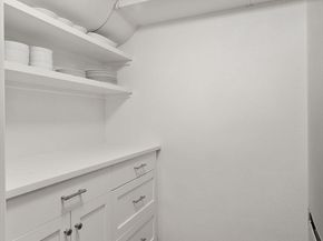 172 Country Drive, Weston MA 02493
