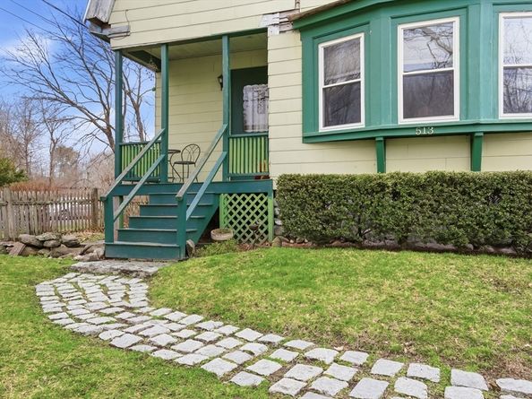 513 Maple St, Danvers MA 01923