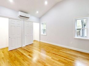 8 Reardon Rd, Hudson MA 01749