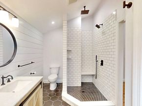 8 Reardon Rd, Hudson MA 01749