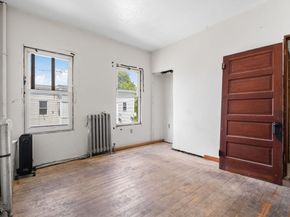 19 Francis St, Fitchburg MA 01420