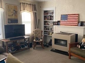 27 A-B Grafton St, Millbury MA 01527