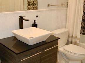 200 Cove Way 113, Quincy MA 02169