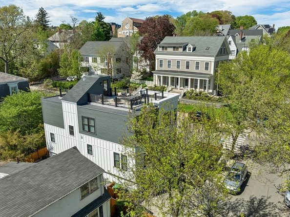 22 Harvard St, Somerville MA 02143