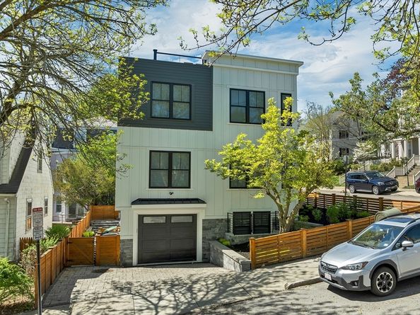 22 Harvard St, Somerville MA 02143