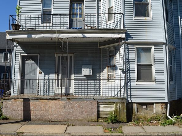 2-4 Howard Pl, Boston MA 02125