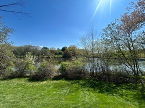 14 Hovey Pond Dr 14, Grafton MA 01536