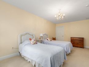3 Summerland Way 3, Worcester MA 01609