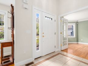 3 Summerland Way 3, Worcester MA 01609
