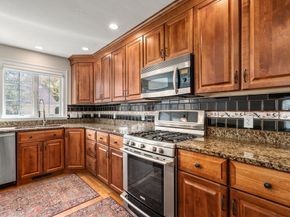 3 Summerland Way 3, Worcester MA 01609