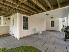 3 Summerland Way 3, Worcester MA 01609