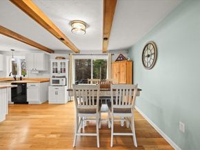 120 County St, Lakeville MA 02347