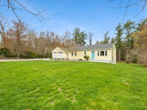 120 County St, Lakeville MA 02347