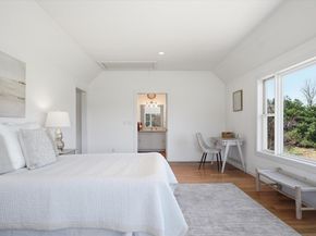 20 Garden St, West Newbury MA 01985
