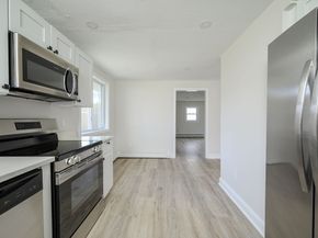 38 Marion St, Holbrook MA 02343