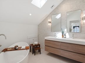 9 Mt Auburn St, Cambridge MA 02138