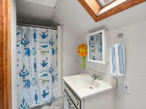 14 Adams Ave 14, Watertown MA 02472