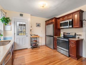 14 Adams Ave 14, Watertown MA 02472