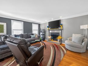22 Mcrayne Hill Rd, Billerica MA 01821