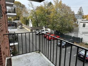 95 Nahant St 12, Lynn MA 01902
